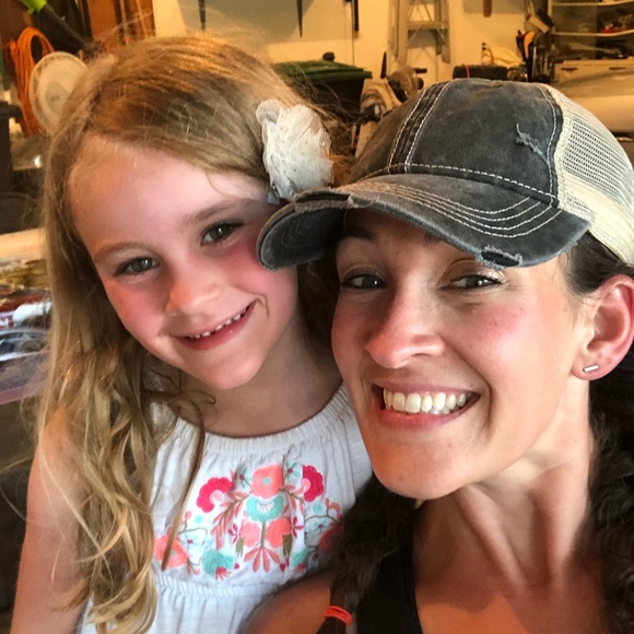 Meet your Posher, Michelle - Picture 1 of 1